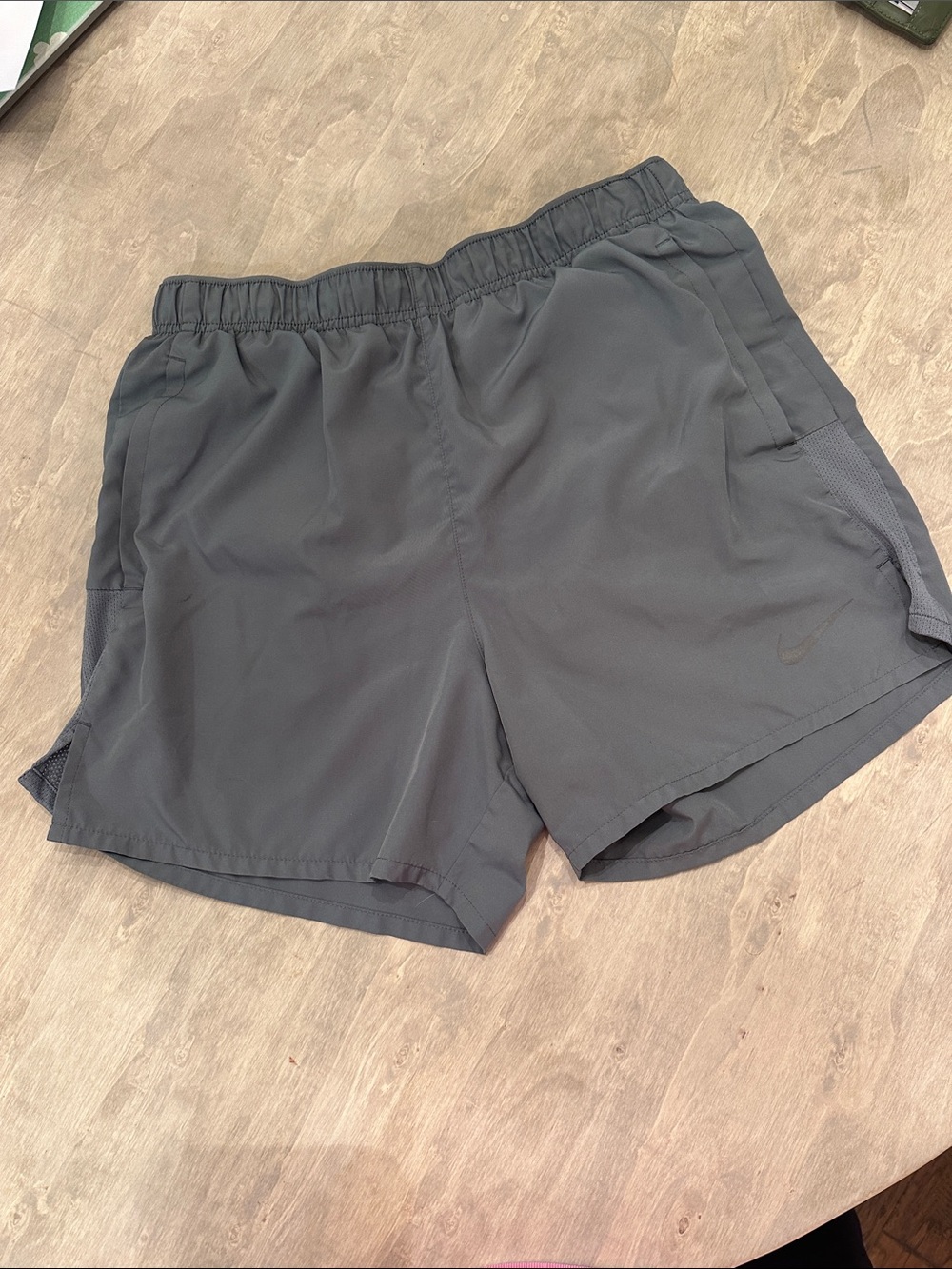Nike Men's Athletic Shorts - Charcoal Gray